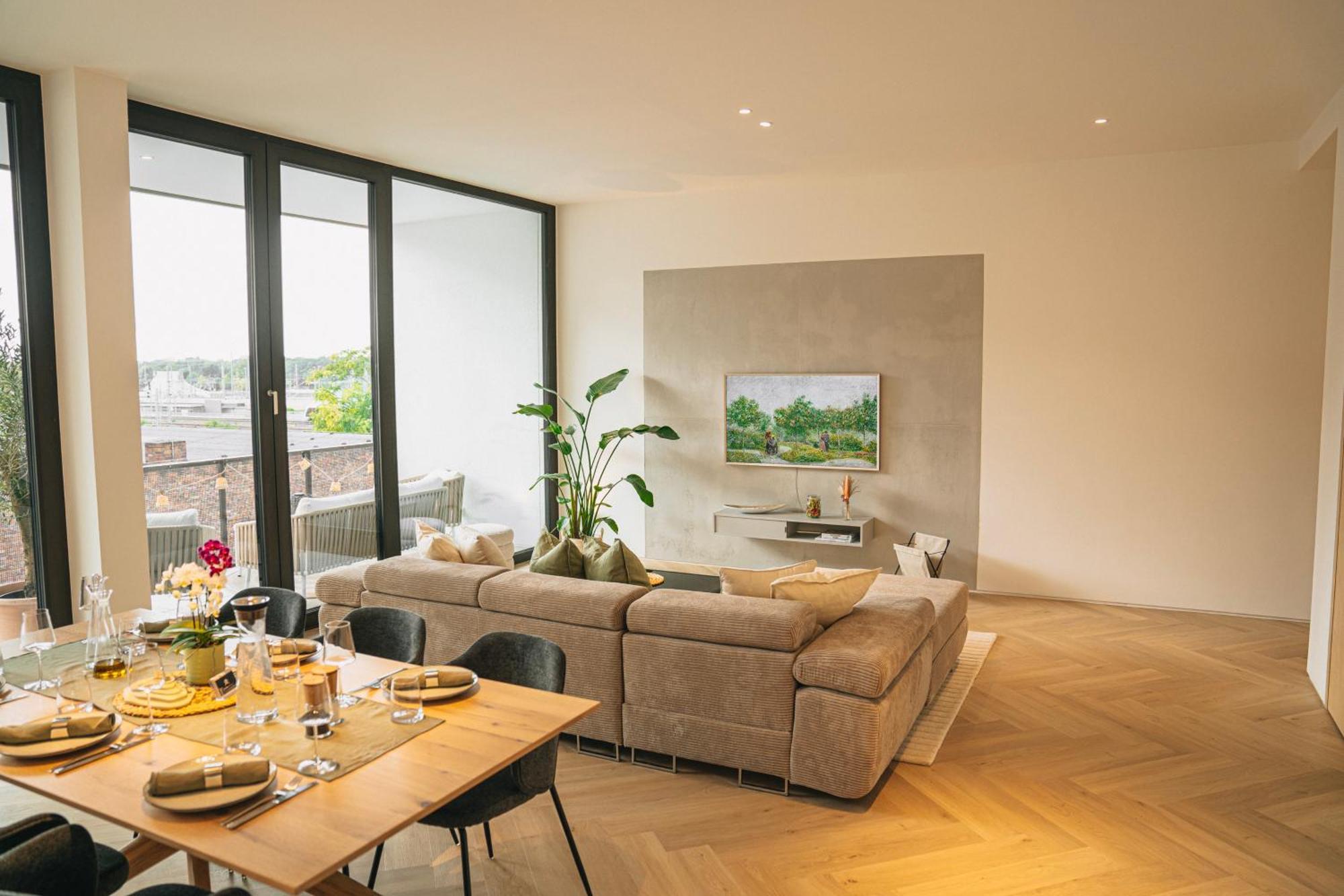 Rr - Penthouse - Luxe 105 Qm - Central - Wifi Magdeburg Exterior photo