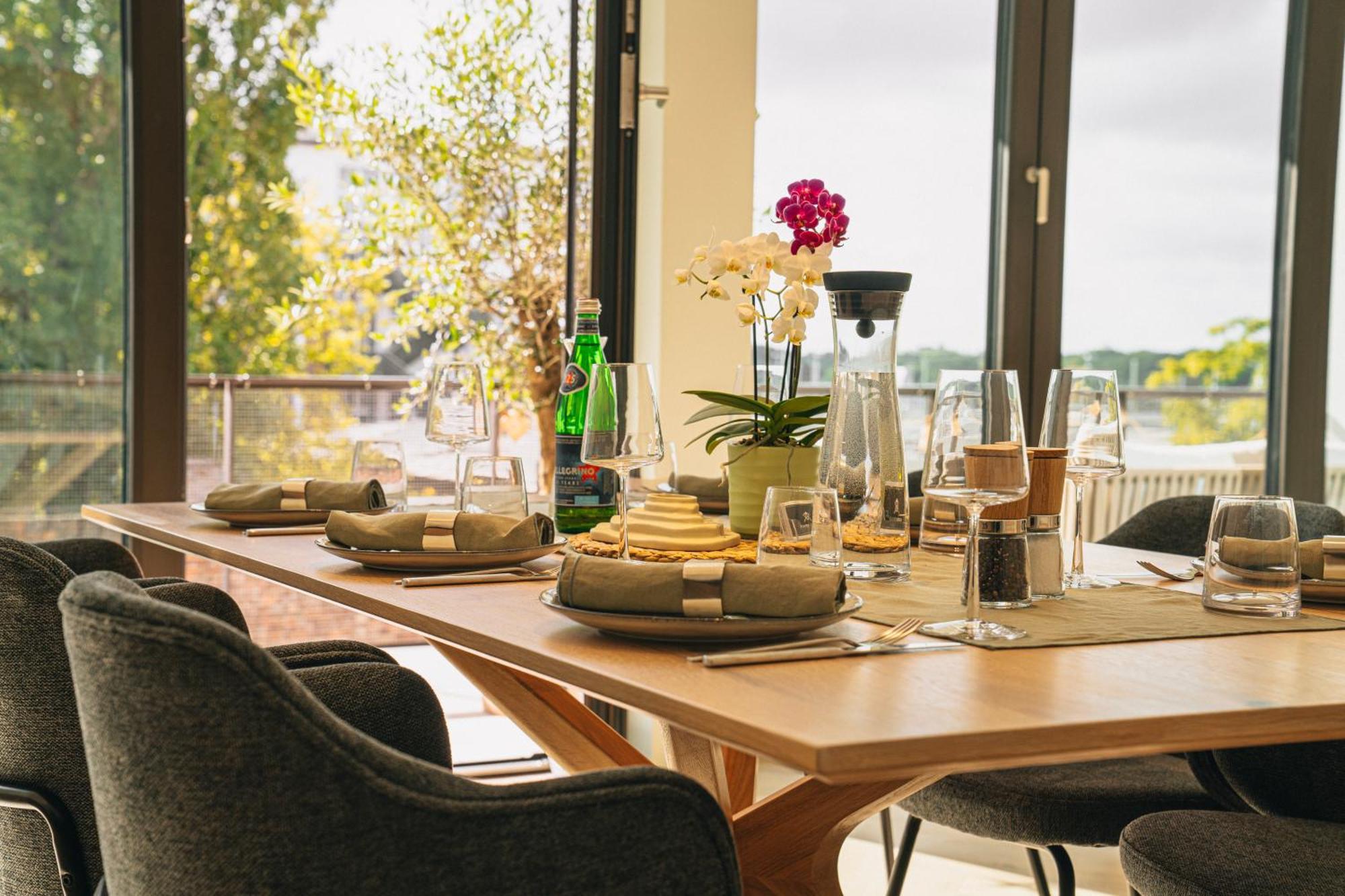 Rr - Penthouse - Luxe 105 Qm - Central - Wifi Magdeburg Exterior photo